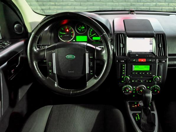 Land Rover Freelander II Рестайлинг с пробегом 2011 года, цена 1 300 000 рублей, 312305 км, внедорожник, Автокод Объявления