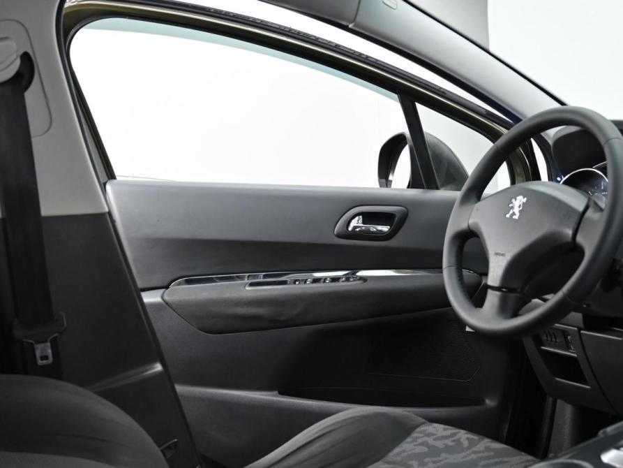 Peugeot 3008 I Москва  - изображение 10