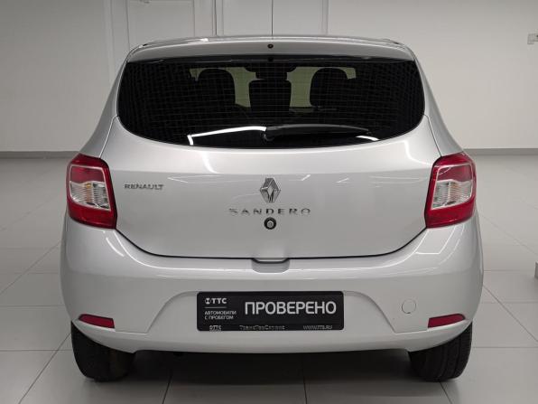 Renault Sandero II с пробегом 2016 года, цена 966 000 рублей, 67593 км, хэтчбек, Автокод Объявления