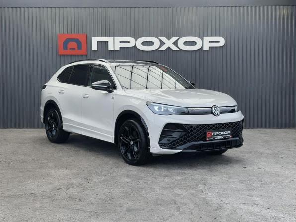 Volkswagen Tiguan III (China Market) с пробегом 2026 года, цена 4 797 000 рублей, 4160 км, внедорожник, Автокод Объявления