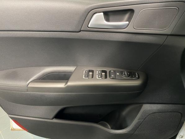 Kia Sportage IV Рестайлинг с пробегом 2021 года, цена 2 600 000 рублей, 12532 км, внедорожник, Автокод Объявления