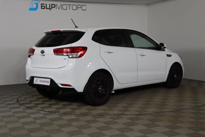 Kia Rio III Рестайлинг с пробегом 2016 года, цена 1 279 990 рублей, 47622 км, хэтчбек, Автокод Объявления