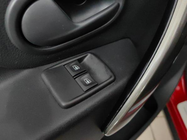 Renault Sandero II Рестайлинг с пробегом 2022 года, цена 1 435 000 рублей, 46398 км, хэтчбек, Автокод Объявления