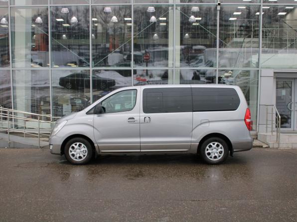 Hyundai H-1 II с пробегом 2014 года, цена 1 580 000 рублей, 228365 км, минивэн, Автокод Объявления