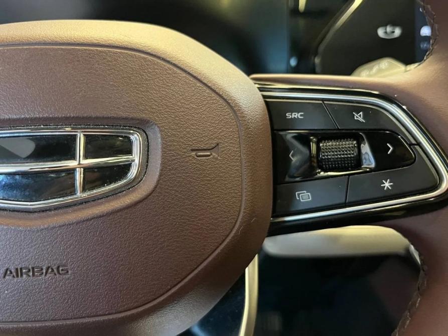 Geely Monjaro I Челябинск  - изображение 19