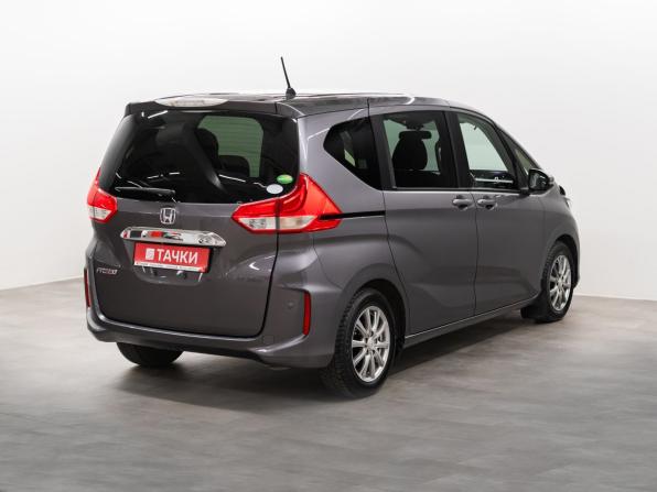 Honda Freed II с пробегом 2018 года, цена 1 397 000 рублей, 157000 км, компактвэн, Автокод Объявления