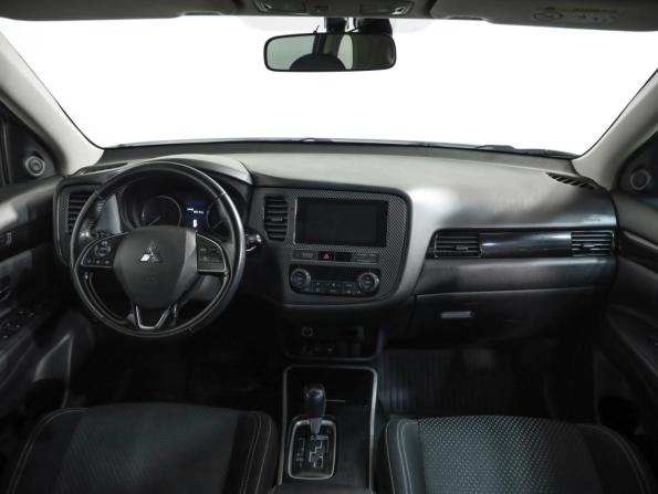 Mitsubishi Outlander III Рестайлинг 3 с пробегом 2019 года, цена 2 099 000 рублей, 157961 км, внедорожник, Автокод Объявления