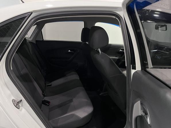Volkswagen Polo V Рестайлинг с пробегом 2016 года, цена 880 000 рублей, 212166 км, седан, Автокод Объявления