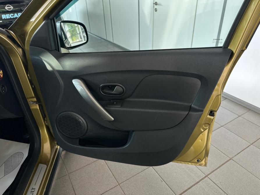 Renault Sandero II Санкт-Петербург  - изображение 31