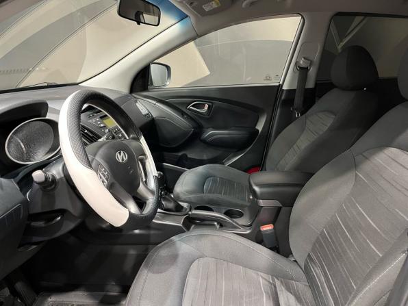 Hyundai ix35 I Рестайлинг с пробегом 2014 года, цена 1 220 000 рублей, 111878 км, внедорожник, Автокод Объявления