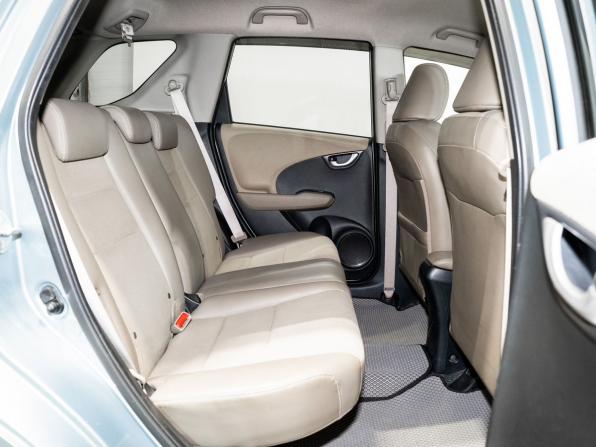 Honda Fit Shuttle I с пробегом 2012 года, цена 1 080 000 рублей, 144000 км, универсал, Автокод Объявления