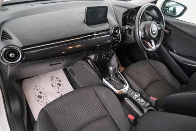 Mazda Demio IV (DJ) с пробегом 2019 года, цена 1 339 000 рублей, 96720 км, хэтчбек, Автокод Объявления