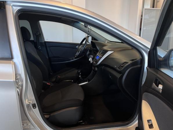 Hyundai Solaris I с пробегом 2011 года, цена 545 000 рублей, 269609 км, хэтчбек, Автокод Объявления