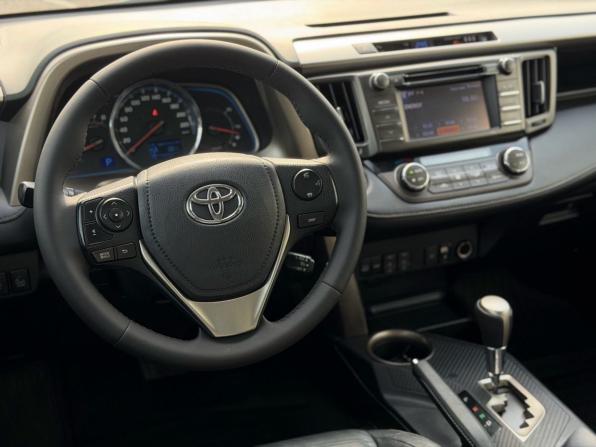 Toyota RAV4 IV (XA40) с пробегом 2013 года, цена 1 990 000 рублей, 175000 км, внедорожник, Автокод Объявления