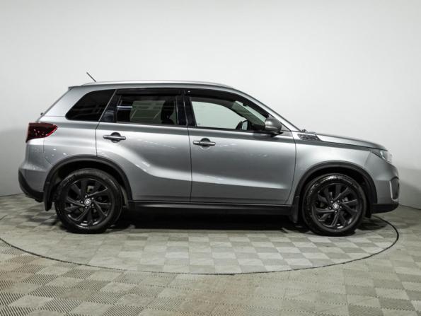 Suzuki Vitara II Рестайлинг с пробегом 2021 года, цена 2 350 000 рублей, 111820 км, внедорожник, Автокод Объявления