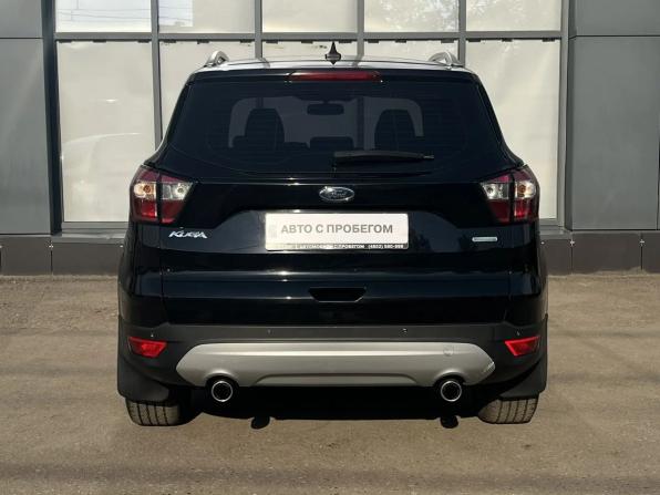 Ford Kuga II Рестайлинг с пробегом 2018 года, цена 1 665 000 рублей, 121269 км, внедорожник, Автокод Объявления
