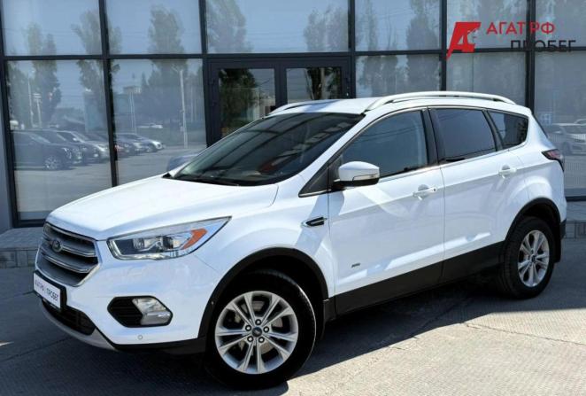 Ford Kuga II Рестайлинг с пробегом 2017 года, цена 1 420 000 рублей, 128854 км, внедорожник, Автокод Объявления