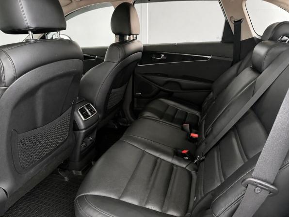 Kia Sorento III Prime Рестайлинг с пробегом 2018 года, цена 2 899 000 рублей, 93000 км, внедорожник, Автокод Объявления