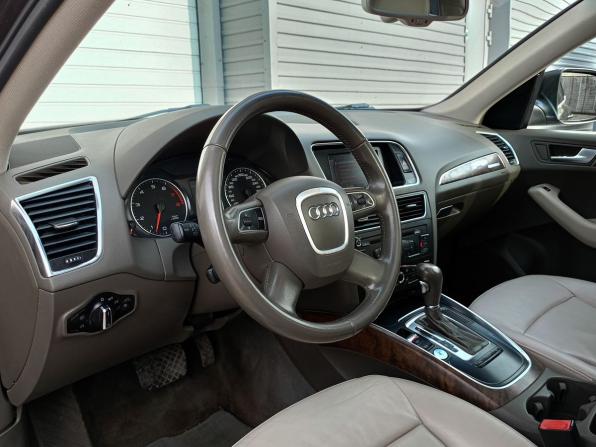 Audi Q5 I (8R) с пробегом 2009 года, цена 765 000 рублей, 240432 км, внедорожник, Автокод Объявления