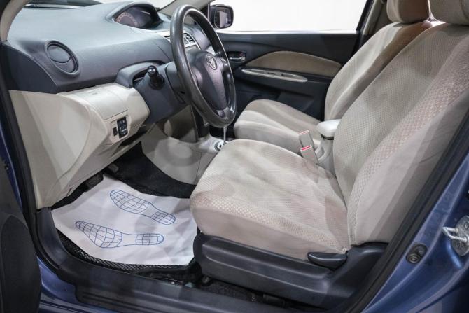Toyota Yaris II с пробегом 2007 года, цена 599 000 рублей, 244000 км, седан, Автокод Объявления