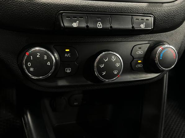 Kia Ceed II с пробегом 2013 года, цена 649 000 рублей, 200000 км, хэтчбек, Автокод Объявления
