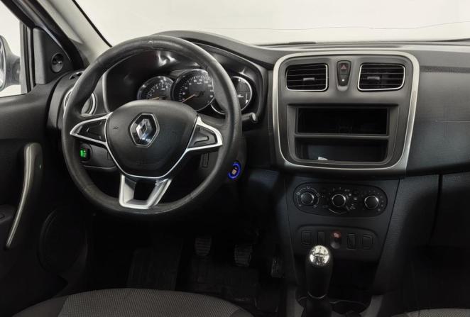 Renault Logan II Рестайлинг с пробегом 2019 года, цена 470 000 рублей, 128000 км, седан, Автокод Объявления