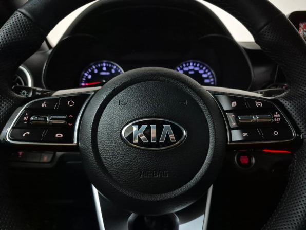 Kia Cerato IV с пробегом 2021 года, цена 2 025 000 рублей, 127882 км, седан, Автокод Объявления