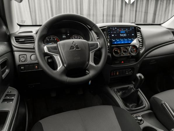 Mitsubishi L200 V Рестайлинг с пробегом 2021 года, цена 2 850 000 рублей, 184202 км, пикап, Автокод Объявления