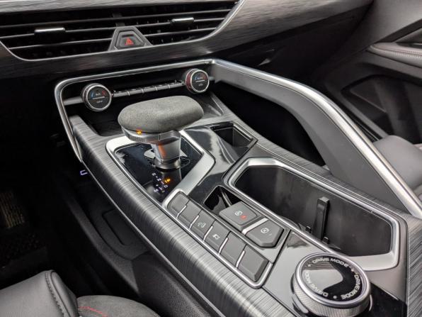 Geely Tugella I Рестайлинг с пробегом 2023 года, цена 2 999 000 рублей, 22132 км, внедорожник, Автокод Объявления