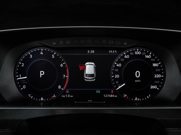 Volkswagen Tiguan II с пробегом 2017 года, цена 2 449 000 рублей, 127484 км, внедорожник, Автокод Объявления