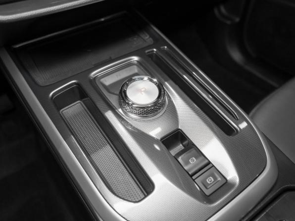 Haval Jolion I Рестайлинг с пробегом 2024 года, цена 2 360 000 рублей, 10289 км, внедорожник, Автокод Объявления
