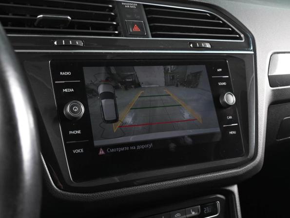 Volkswagen Tiguan II с пробегом 2018 года, цена 2 599 000 рублей, 109651 км, внедорожник, Автокод Объявления