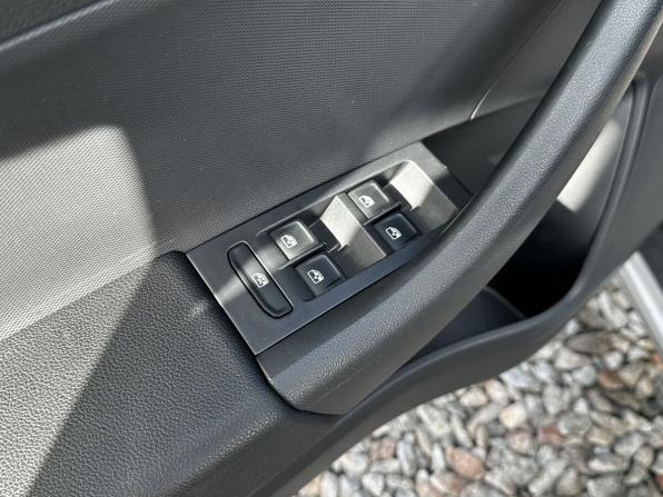 Skoda Rapid I Рестайлинг с пробегом 2018 года, цена 1 099 000 рублей, 159053 км, лифтбек, Автокод Объявления