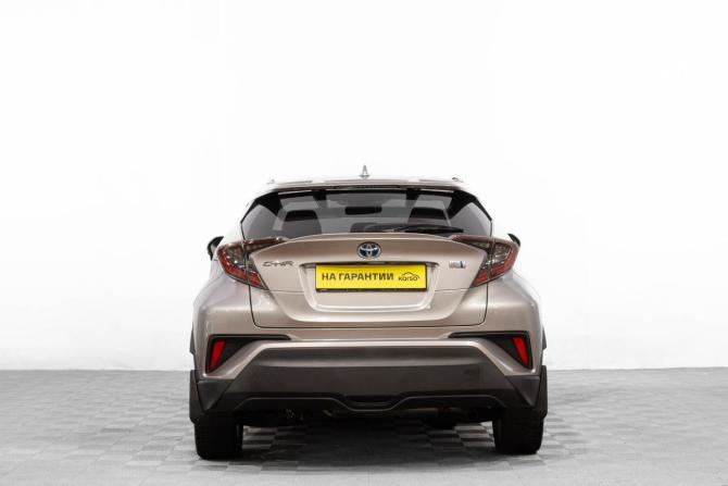 Toyota C-HR I с пробегом 2018 года, цена 1 899 000 рублей, 119300 км, внедорожник, Автокод Объявления