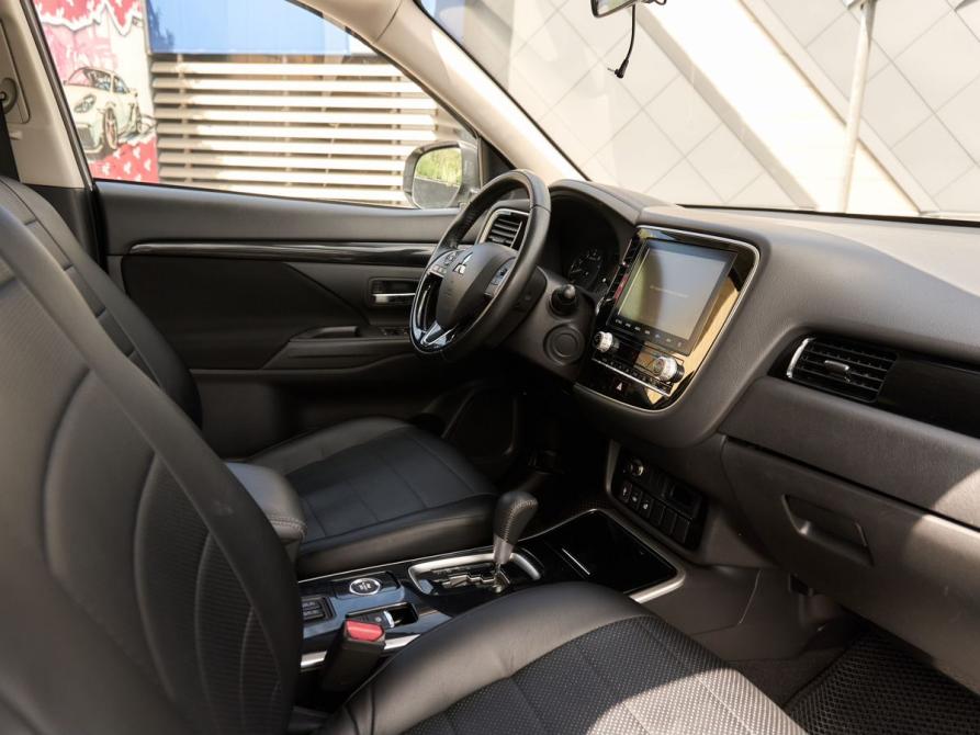 Mitsubishi Outlander III Рестайлинг 3 Казань  - изображение 6