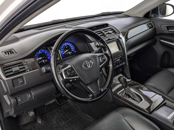 Toyota Camry VII (XV50) Рестайлинг с пробегом 2016 года, цена 2 095 000 рублей, 172500 км, седан, Автокод Объявления