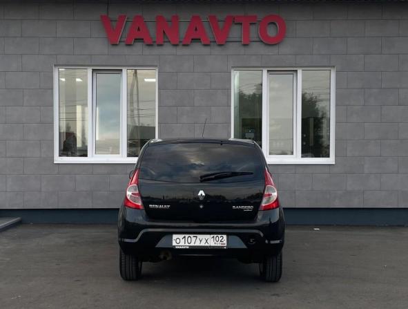 Renault Sandero I с пробегом 2013 года, цена 649 000 рублей, 146222 км, хэтчбек, Автокод Объявления