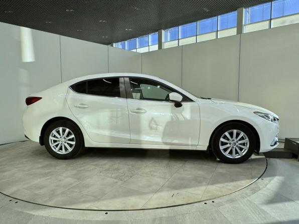 Mazda 3 III (BM) с пробегом 2014 года, цена 1 499 000 рублей, 135751 км, седан, Автокод Объявления