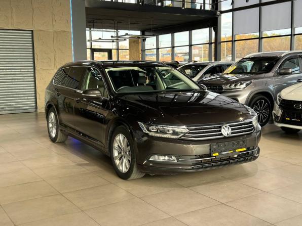 Volkswagen Passat B8 с пробегом 2015 года, цена 1 620 000 рублей, 142688 км, универсал, Автокод Объявления