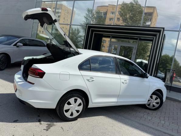 Volkswagen Polo VI с пробегом 2021 года, цена 1 539 000 рублей, 65890 км, лифтбек, Автокод Объявления
