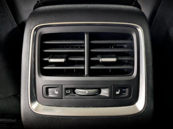 Geely Atlas Pro с пробегом 2022 года, цена 1 990 000 рублей, 45786 км, внедорожник, Автокод Объявления