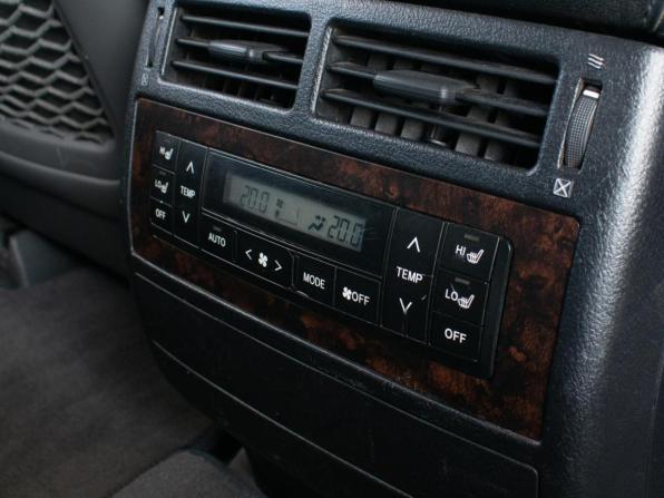 Toyota Land Cruiser 200 Series с пробегом 2010 года, цена 2 999 000 рублей, 372383 км, внедорожник, Автокод Объявления