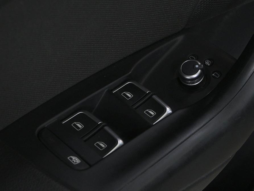 Audi Q3 I (8U) Рестайлинг Москва  - изображение 19