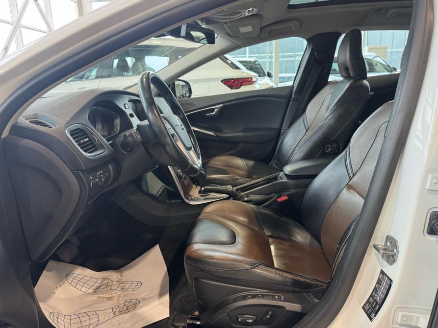 Volvo V40 Cross Country I Москва  - изображение 9
