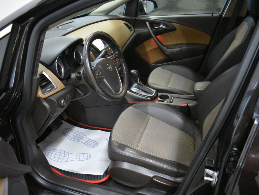 Opel Astra J Рестайлинг Мурманск  - изображение 7