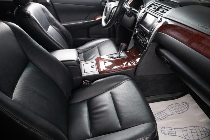 Toyota Camry VII (XV50) с пробегом 2013 года, цена 1 599 000 рублей, 229500 км, седан, Автокод Объявления