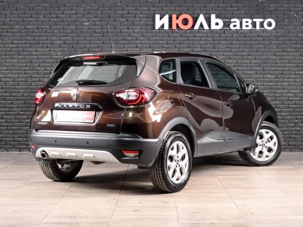 Renault Kaptur I с пробегом 2017 года, цена 1 780 000 рублей, 96644 км, внедорожник, Автокод Объявления