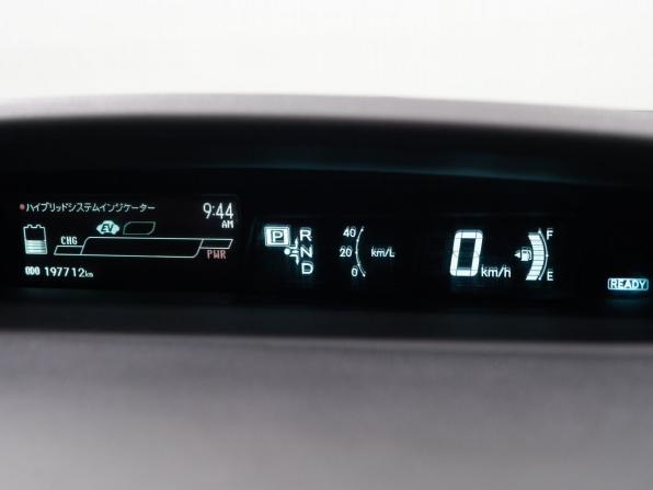 Toyota Prius III Рестайлинг (XW30) с пробегом 2014 года, цена 1 300 000 рублей, 197712 км, лифтбек, Автокод Объявления