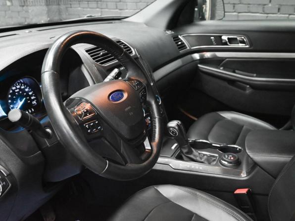 Ford Explorer V Рестайлинг 2 с пробегом 2018 года, цена 2 990 000 рублей, 151673 км, внедорожник, Автокод Объявления