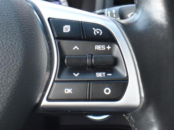 Hyundai Sonata VII (LF) Рестайлинг с пробегом 2019 года, цена 1 899 000 рублей, 81840 км, седан, Автокод Объявления